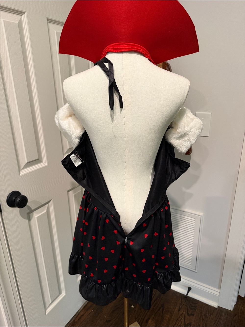 Leg Avenue Red, Black, Yellow Queen of Hearts Mini Dress Sexy Halloween Costume - Picture 6 of 13